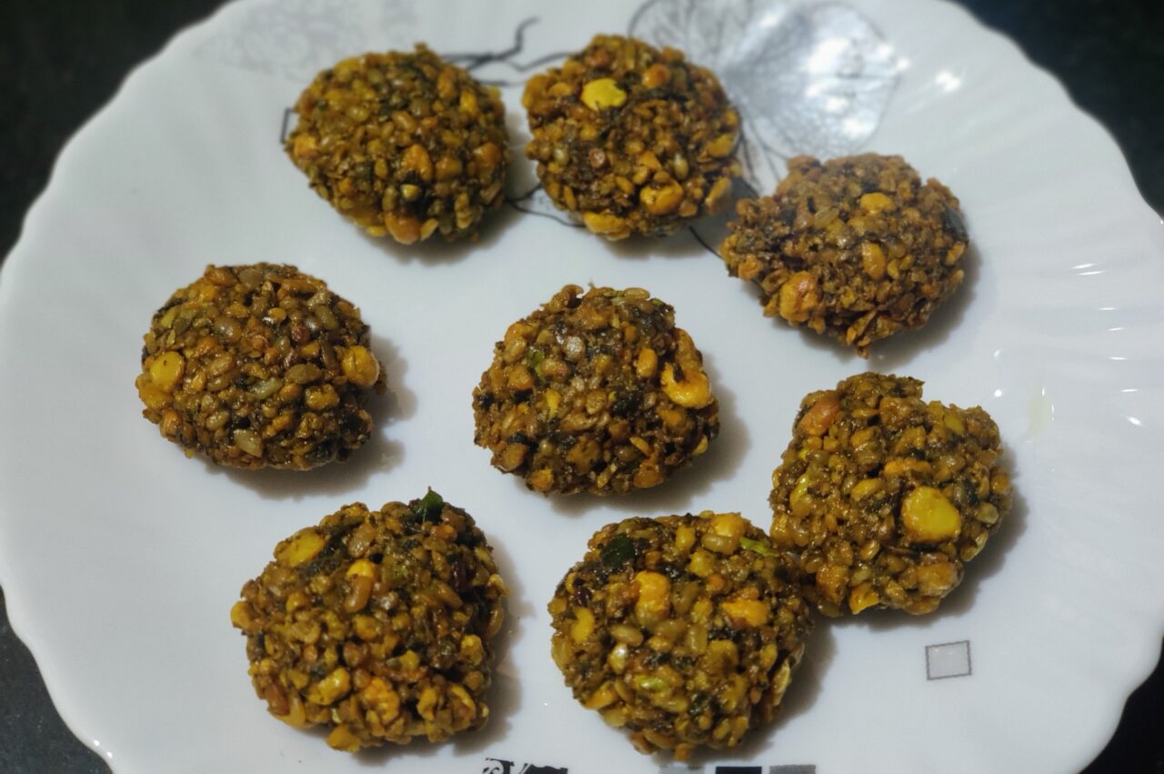 Chattambade | Masala vada | Pudina Vada